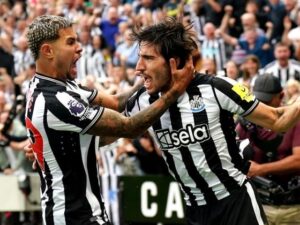 Newcastle United Gần Kết Thúc Thương Vụ Chiêu Mộ Lewis Hall Từ Chelsea